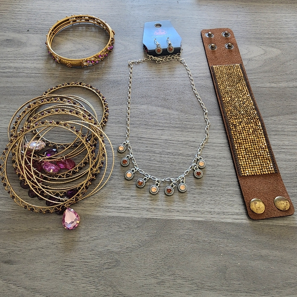 Grab Bag of Jewelry $10